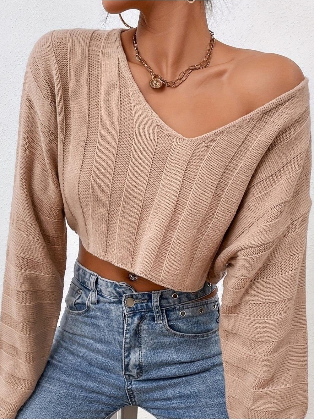 Women’s Cropped Ribbed V-Neck Sweater